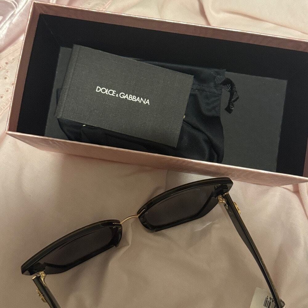 NWT Dolce & Gabanna Gold Floral Sunglasses‎